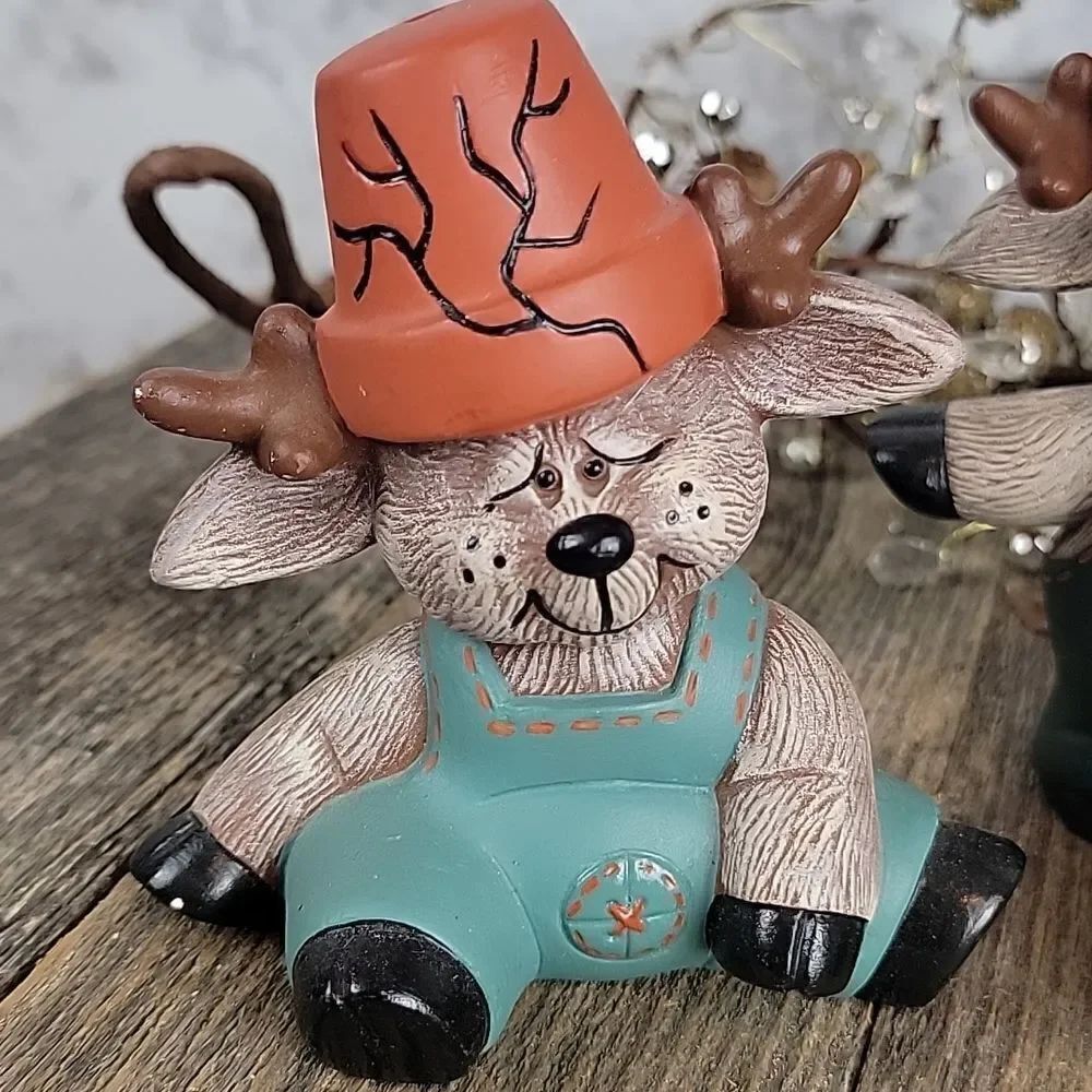 Handmade ceramic reindeer Set of 3 - Picture 2 of 8